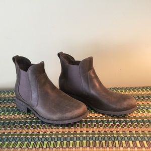 UGG Bonham Waterproof Chelsea Boot